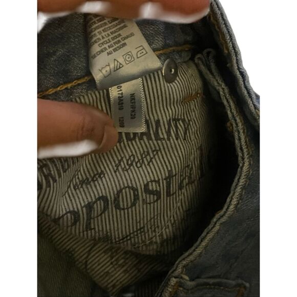 Aeropostale Distressed Jean Shorts - Picture 4 of 6